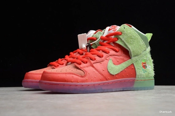 "Strawberry SB Cough" CW7093 600 Nike High Dunk - 0322